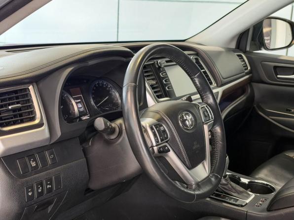 Toyota Highlander III (XU50) с пробегом 2014 года, цена 2 875 000 рублей, 138940 км, внедорожник, Автокод Объявления