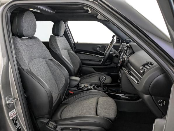 Mini Clubman II Рестайлинг с пробегом 2019 года, цена 1 910 000 рублей, 187144 км, универсал, Автокод Объявления