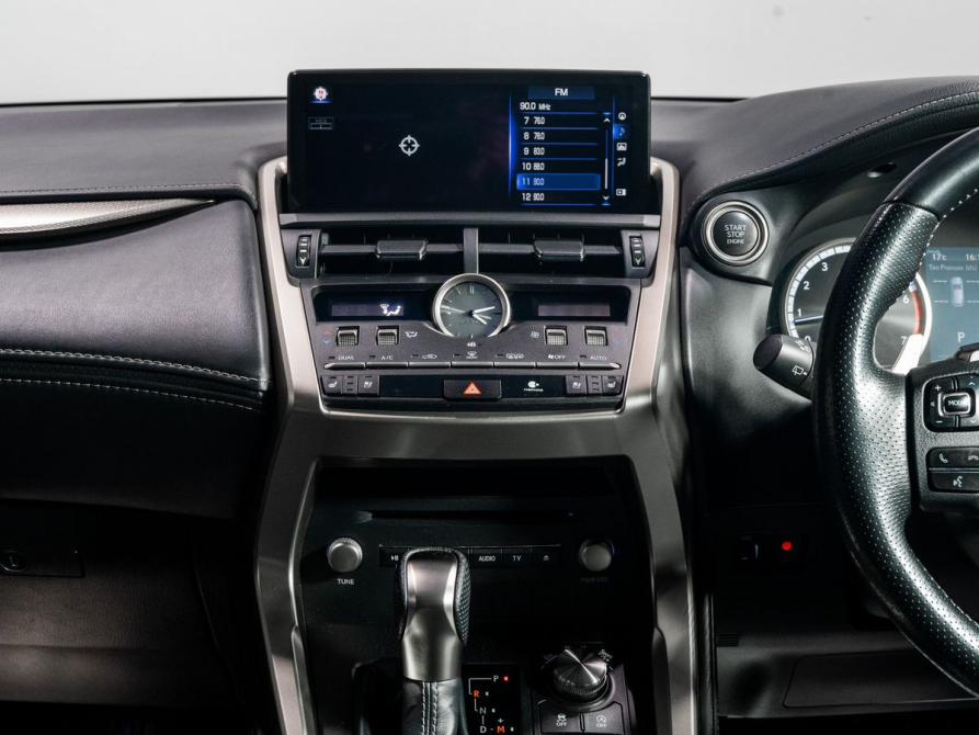 Lexus NX I Рестайлинг Чита  - изображение 9