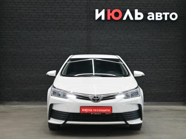Toyota Corolla XI (E160 E170 E180) Рестайлинг 1 с пробегом 2016 года, цена 1 370 000 рублей, 116751 км, седан, Автокод Объявления