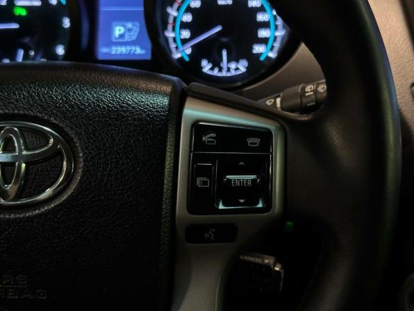 Toyota Land Cruiser Prado 150 Series с пробегом 2013 года, цена 3 095 000 рублей, 239772 км, внедорожник, Автокод Объявления