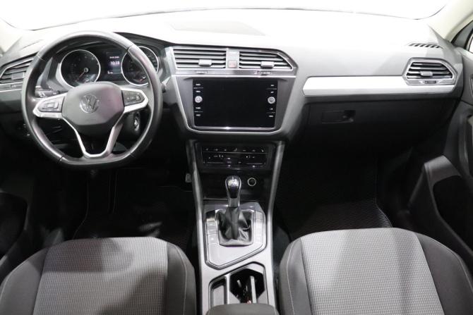 Volkswagen Tiguan II Рестайлинг с пробегом 2021 года, цена 2 430 000 рублей, 53179 км, внедорожник, Автокод Объявления