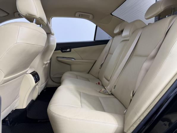 Toyota Camry VII (XV50) Рестайлинг с пробегом 2016 года, цена 1 820 000 рублей, 193000 км, седан, Автокод Объявления
