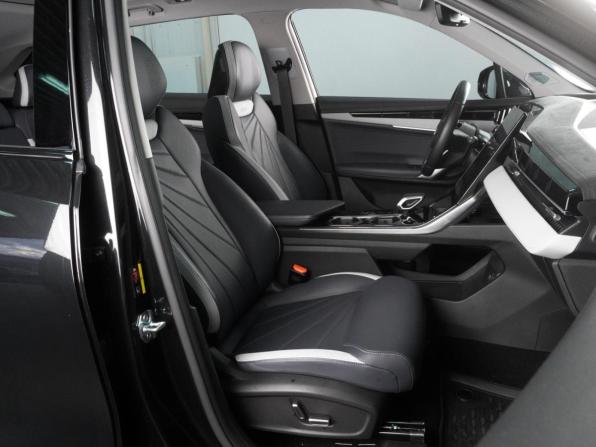 Geely Atlas II с пробегом 2024 года, цена 2 949 000 рублей, 10637 км, внедорожник, Автокод Объявления