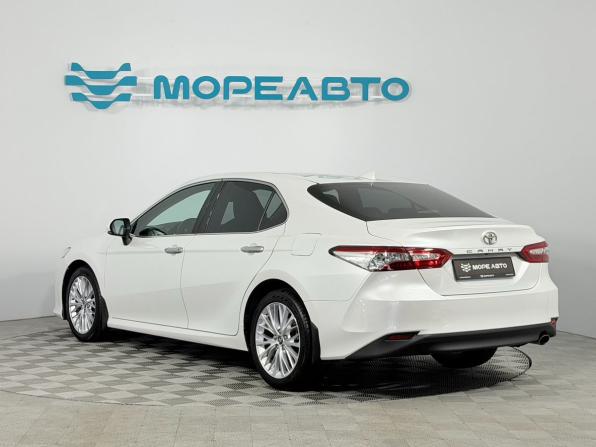 Toyota Camry VIII (XV70) с пробегом 2019 года, цена 2 860 000 рублей, 136112 км, седан, Автокод Объявления