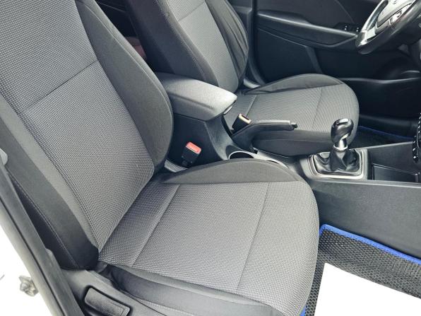 Hyundai Solaris II с пробегом 2018 года, цена 1 214 000 рублей, 108000 км, седан, Автокод Объявления