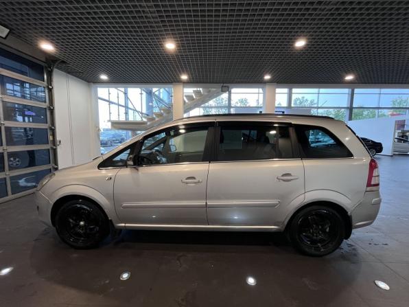 Opel Zafira B Рестайлинг с пробегом 2010 года, цена 450 000 рублей, 353453 км, компактвэн, Автокод Объявления