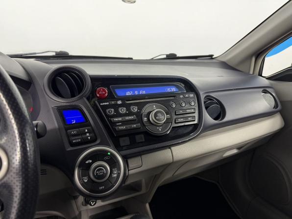 Honda Insight II с пробегом 2009 года, цена 690 000 рублей, 300000 км, хэтчбек, Автокод Объявления