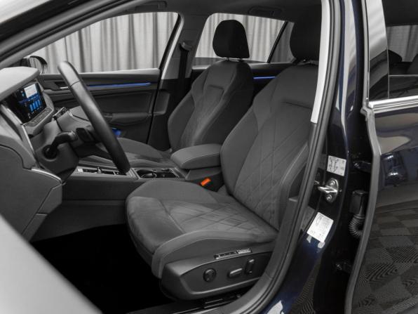 Volkswagen Golf VIII с пробегом 2021 года, цена 2 880 000 рублей, 15916 км, хэтчбек, Автокод Объявления