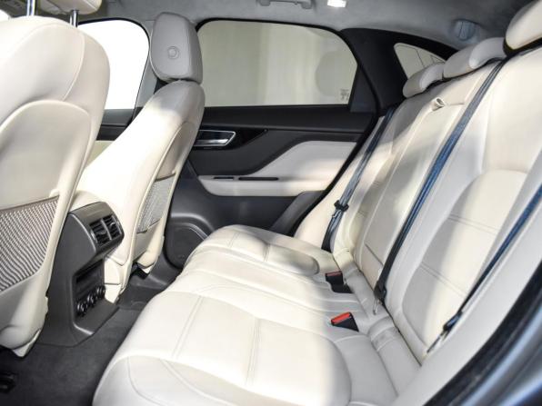 Jaguar F-Pace I с пробегом 2019 года, цена 3 270 000 рублей, 62005 км, внедорожник, Автокод Объявления
