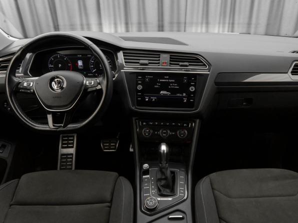 Volkswagen Tiguan II с пробегом 2018 года, цена 2 890 000 рублей, 91069 км, внедорожник, Автокод Объявления