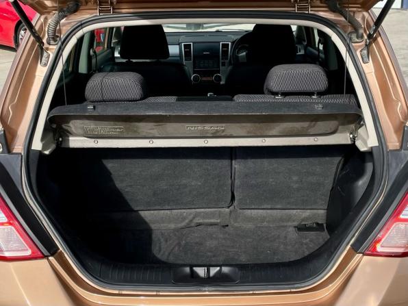 Nissan Tiida I с пробегом 2009 года, цена 680 000 рублей, 183490 км, хэтчбек, Автокод Объявления