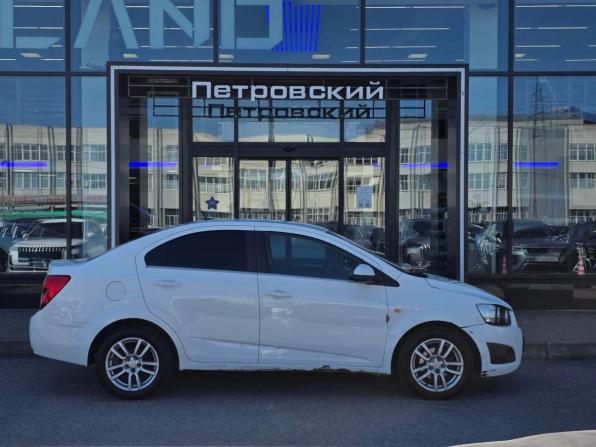 Chevrolet Aveo II с пробегом 2014 года, цена 570 000 рублей, 131418 км, седан, Автокод Объявления