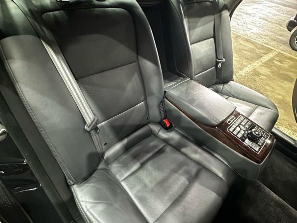 Hyundai Equus II Рестайлинг с пробегом 2015 года, цена 1 550 000 рублей, 146130 км, седан, Автокод Объявления