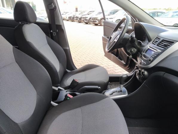 Hyundai Solaris I с пробегом 2014 года, цена 899 000 рублей, 129997 км, седан, Автокод Объявления