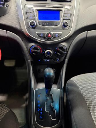 Hyundai Solaris I с пробегом 2012 года, цена 849 000 рублей, 190347 км, хэтчбек, Автокод Объявления