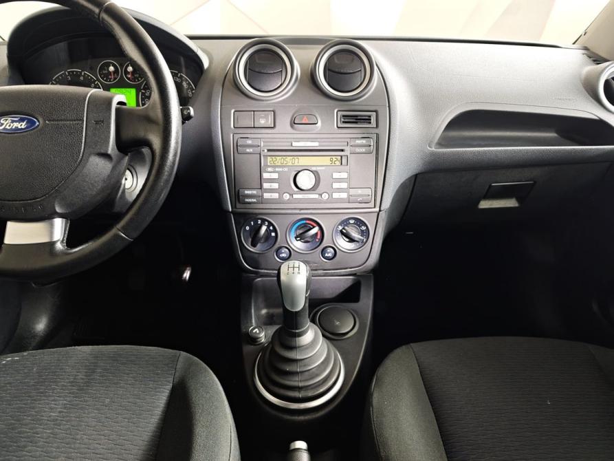 Ford Fiesta Mk5 Москва  - изображение 12
