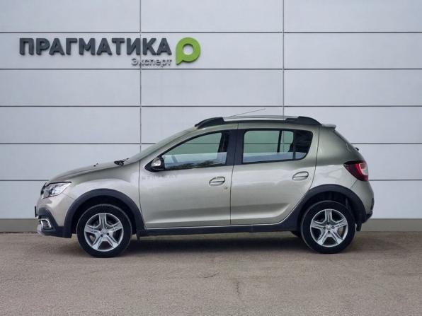 Renault Sandero II Рестайлинг с пробегом 2020 года, цена 1 499 000 рублей, 28450 км, хэтчбек, Автокод Объявления