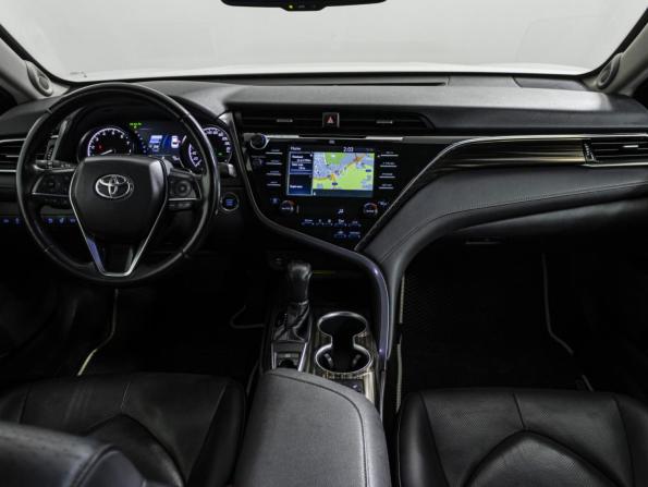 Toyota Camry VIII (XV70) с пробегом 2018 года, цена 2 549 000 рублей, 145769 км, седан, Автокод Объявления