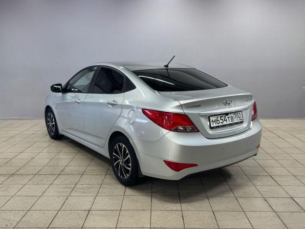 Hyundai Solaris I Рестайлинг с пробегом 2014 года, цена 920 000 рублей, 141700 км, седан, Автокод Объявления