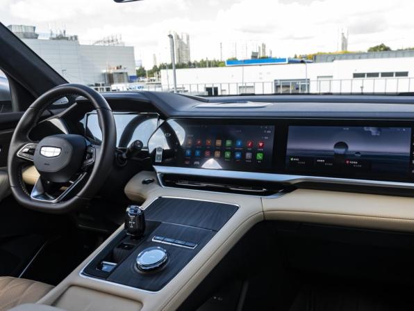 Geely Monjaro I Рестайлинг (China Market) с пробегом 2024 года, цена 3 829 000 рублей, 10238 км, внедорожник, Автокод Объявления