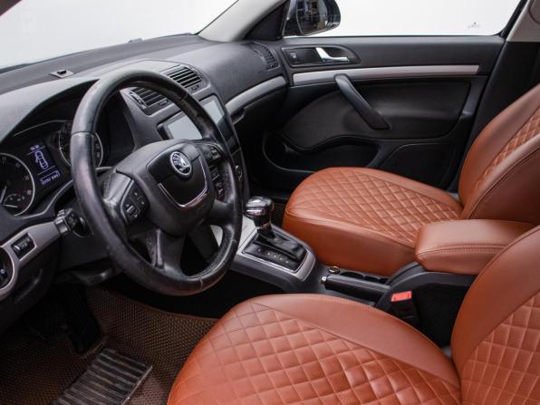 Skoda Octavia II (A5) Рестайлинг с пробегом 2013 года, цена 711 000 рублей, 226213 км, лифтбек, Автокод Объявления