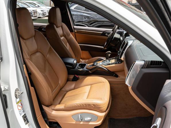 Porsche Cayenne II (958) с пробегом 2012 года, цена 2 570 000 рублей, 176251 км, внедорожник, Автокод Объявления