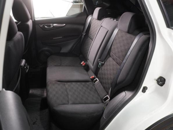 Nissan Qashqai II с пробегом 2018 года, цена 1 499 000 рублей, 173916 км, внедорожник, Автокод Объявления