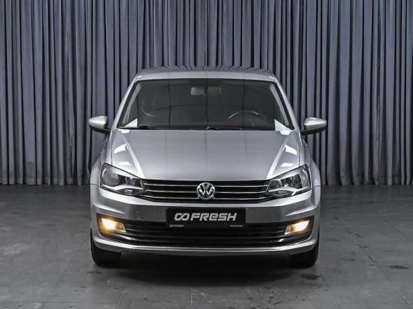 Volkswagen Polo V Рестайлинг с пробегом 2018 года, цена 1 228 000 рублей, 158273 км, седан, Автокод Объявления