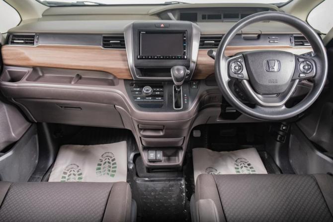 Honda Freed II Рестайлинг с пробегом 2020 года, цена 1 749 000 рублей, 58600 км, компактвэн, Автокод Объявления