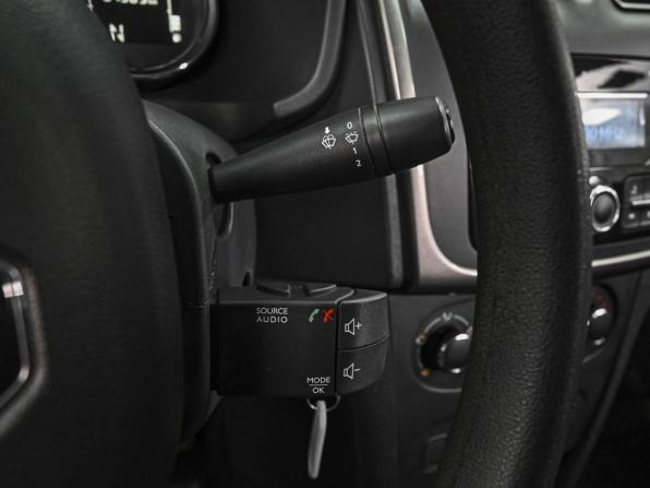 Renault Logan II Рестайлинг с пробегом 2021 года, цена 980 000 рублей, 91509 км, седан, Автокод Объявления