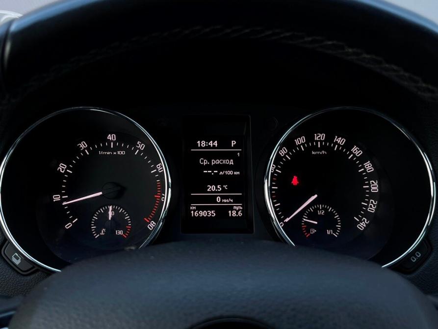 Skoda Yeti I Рестайлинг Санкт-Петербург  - изображение 23