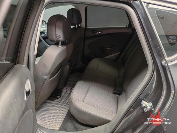 Opel Astra J Рестайлинг с пробегом 2013 года, цена 484 000 рублей, 308000 км, хэтчбек, Автокод Объявления