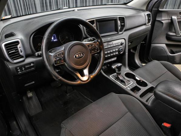 Kia Sportage IV с пробегом 2018 года, цена 1 598 000 рублей, 202471 км, внедорожник, Автокод Объявления
