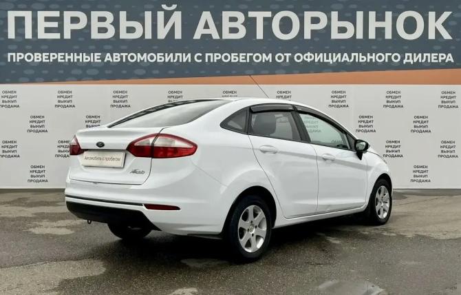 Ford Fiesta Mk6 Рестайлинг с пробегом 2016 года, цена 860 000 рублей, 100874 км, седан, Автокод Объявления