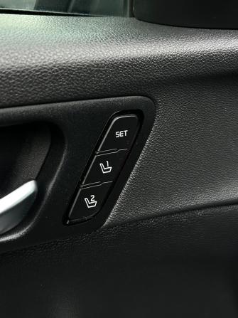 Kia Optima IV Рестайлинг с пробегом 2018 года, цена 1 990 000 рублей, 153846 км, седан, Автокод Объявления