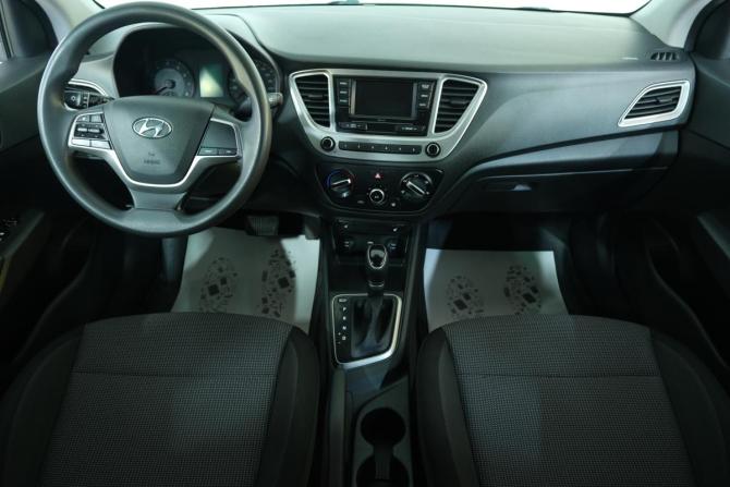 Hyundai Solaris II Рестайлинг с пробегом 2021 года, цена 1 749 000 рублей, 41098 км, седан, Автокод Объявления