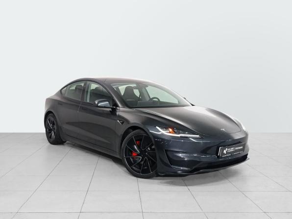 Tesla Model 3 I Рестайлинг с пробегом 2025 года, цена 7 800 000 рублей, 17261 км, седан, Автокод Объявления