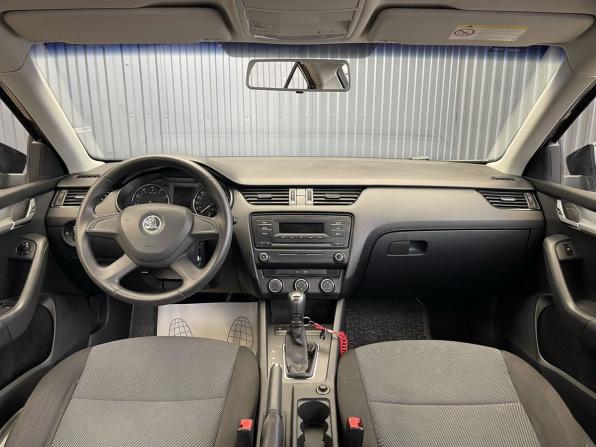 Skoda Octavia III (A7) с пробегом 2013 года, цена 897 000 рублей, 142458 км, лифтбек, Автокод Объявления