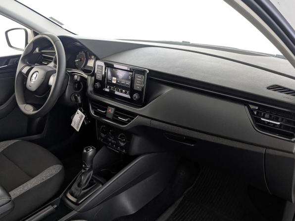 Skoda Rapid II с пробегом 2021 года, цена 1 220 000 рублей, 216592 км, лифтбек, Автокод Объявления