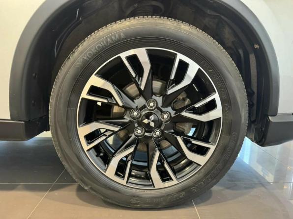 Mitsubishi Outlander III Рестайлинг 3 с пробегом 2019 года, цена 2 340 000 рублей, 80004 км, внедорожник, Автокод Объявления