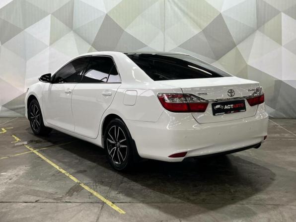 Toyota Camry VII (XV50) Рестайлинг с пробегом 2015 года, цена 1 690 000 рублей, 171674 км, седан, Автокод Объявления