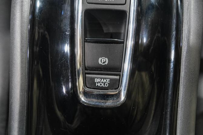 Honda Vezel I с пробегом 2014 года, цена 1 449 000 рублей, 152000 км, внедорожник, Автокод Объявления