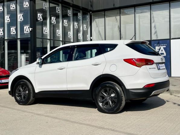 Hyundai Santa Fe III с пробегом 2012 года, цена 1 650 000 рублей, 178400 км, внедорожник, Автокод Объявления
