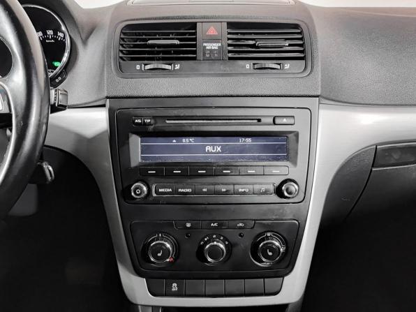 Skoda Yeti I Рестайлинг с пробегом 2014 года, цена 875 000 рублей, 203000 км, внедорожник, Автокод Объявления