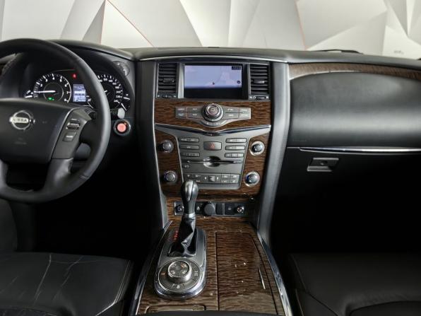 Nissan Patrol VI (Y62) с пробегом 2012 года, цена 1 635 000 рублей, 244589 км, внедорожник, Автокод Объявления