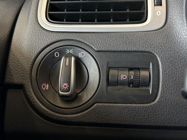 Volkswagen Polo V Рестайлинг с пробегом 2016 года, цена 840 000 рублей, 163687 км, седан, Автокод Объявления