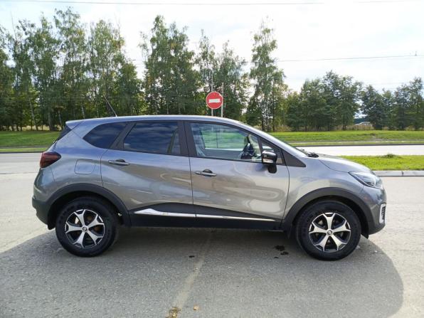 Renault Kaptur I Рестайлинг с пробегом 2021 года, цена 1 567 000 рублей, 92908 км, внедорожник, Автокод Объявления