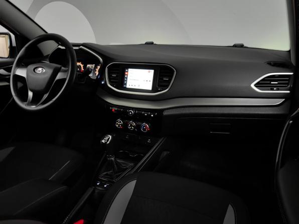 Lada (ВАЗ) Vesta I Рестайлинг (NG) с пробегом 2024 года, цена 1 225 000 рублей, 31841 км, седан, Автокод Объявления