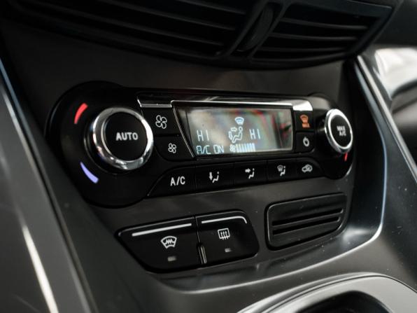 Ford Kuga II с пробегом 2015 года, цена 1 150 000 рублей, 239654 км, внедорожник, Автокод Объявления